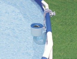 Závěsný čistič povrchu bazénu - Rock David