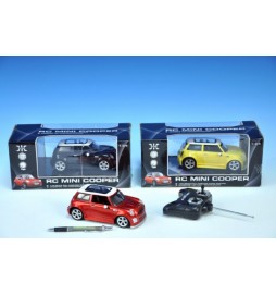 Auto RC Mini Cooper 15cm 1:24 na vysílačku na baterie se světlem 3 barvy v krabici - 1 kus