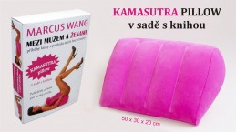 Kamasutra pillow v sadě s knihou Mezi mužem a ženami - Wang Marcus